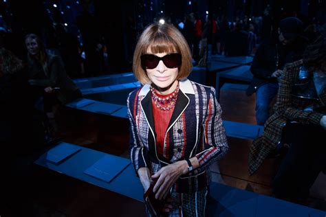 Why Anna Wintour Is Auctioning Off Her Chanel Sunglasses 